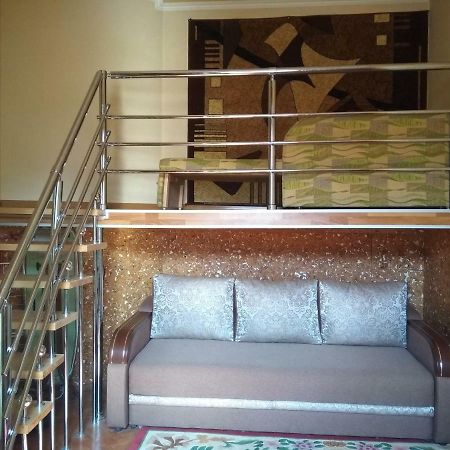 Pleasurable Apartment Near The Khotkevych Palace Lviv Buitenkant foto